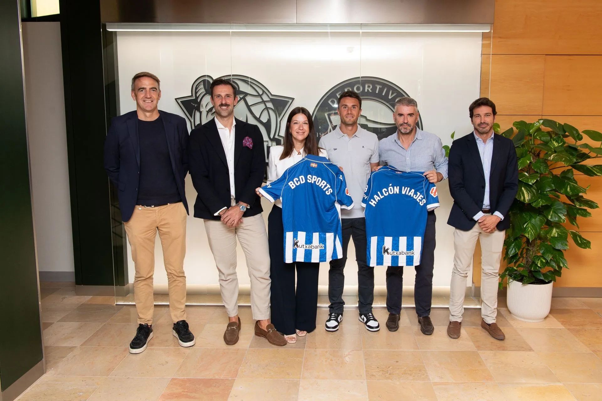 Deportivo Alavés Baskonia BCD Sports Halcón Viajes Patrocinador 2026