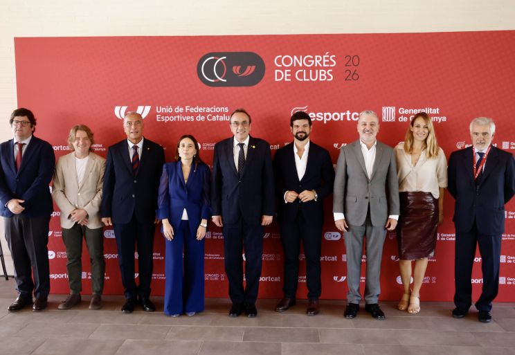 Personalidades de la política y el deporte catalán durante el Congreso de Clubes 2026. Personalidades de la política y el deporte catalán durante el Congreso de Clubes 2026.