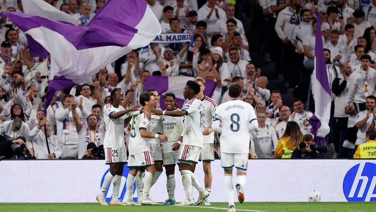 Real Madrid Bernabeu Aficion Grada LaLiga 2026 2027