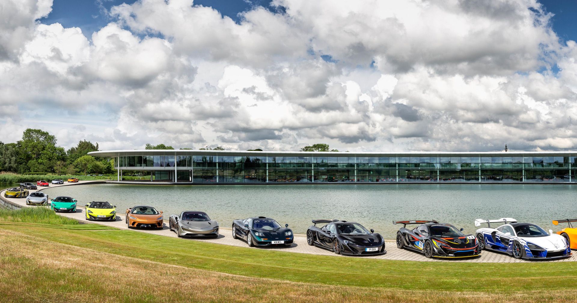 mclaren woking sede