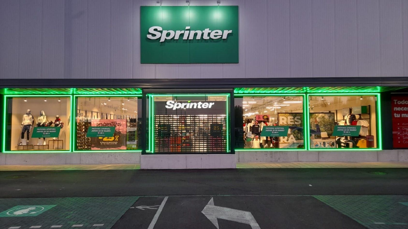 exterior Caducado Ordenanza del gobierno Sprinter sigue sumando tiendas: abre en un antiguo H&M en...