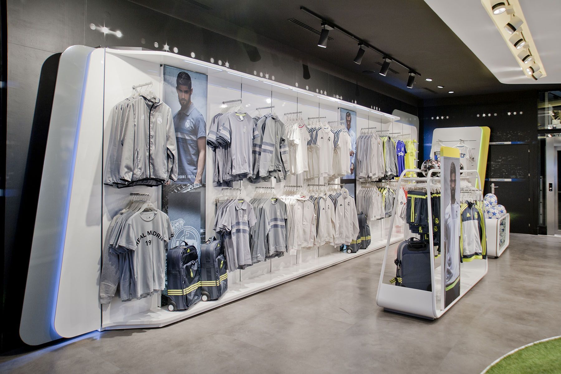 El Real Madrid expande red de tiendas con un outlet en...