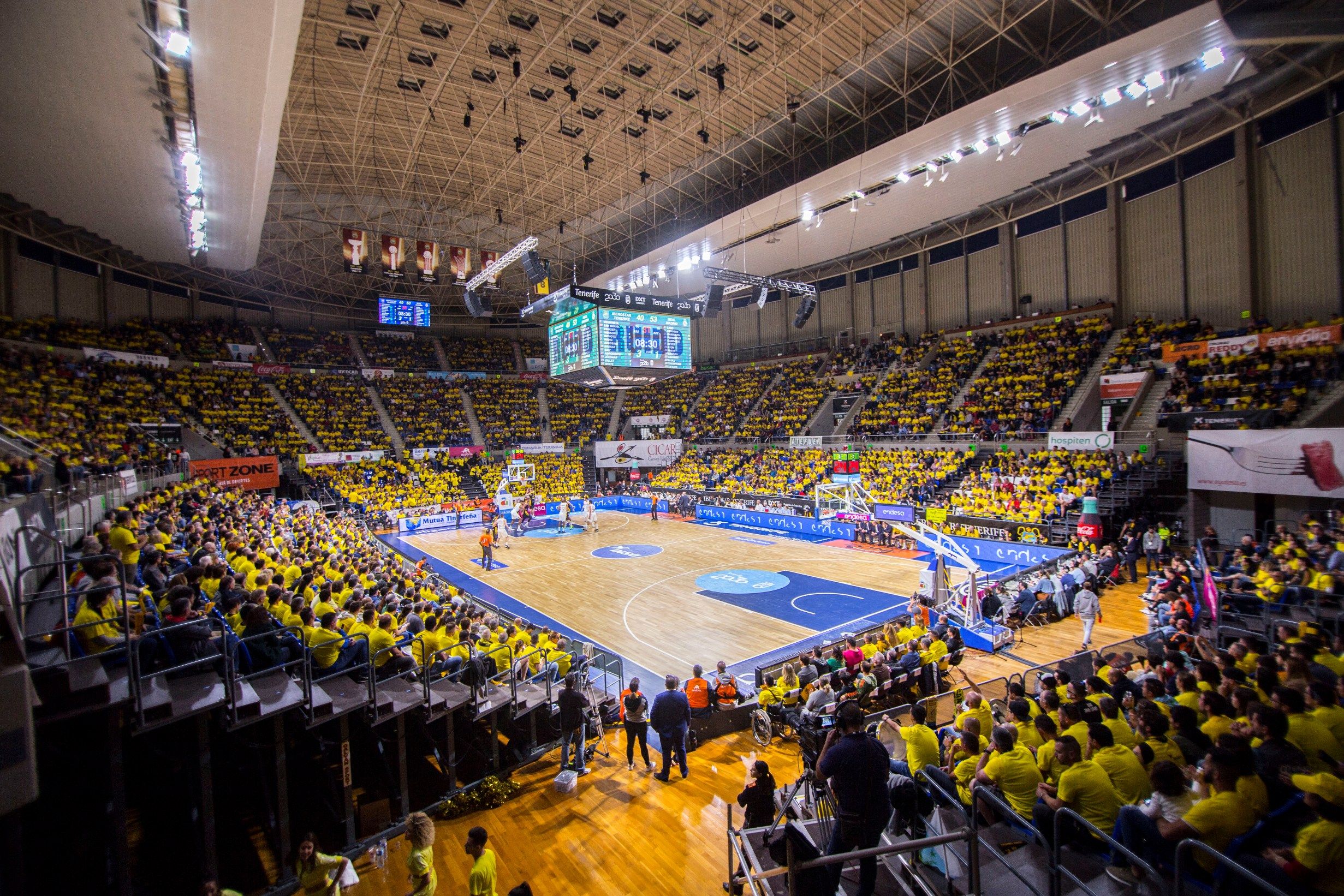 CB Canarias pabellón