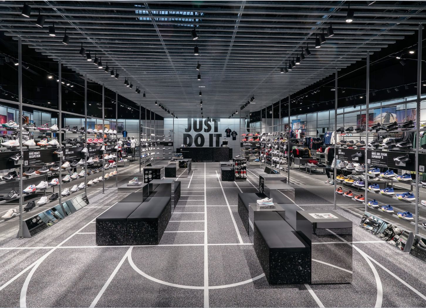 Parecer fiabilidad Reorganizar Nike amplía su patrimonio con una nueva tienda en Barcelo...