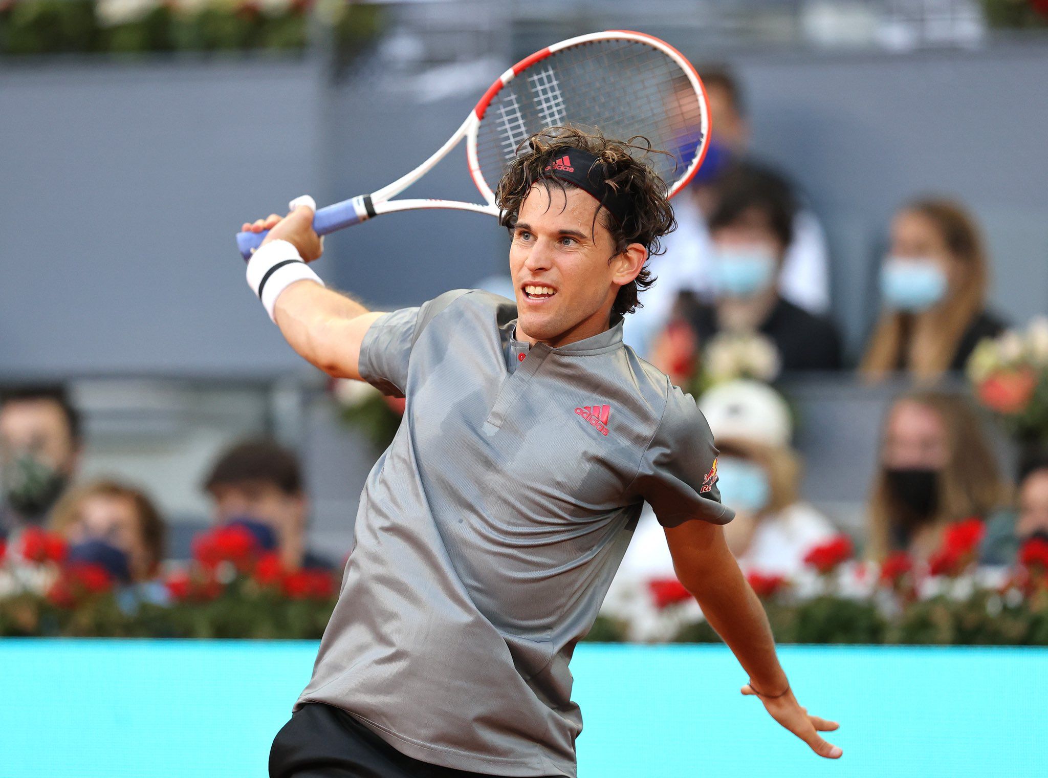 dominic thiem kosmos