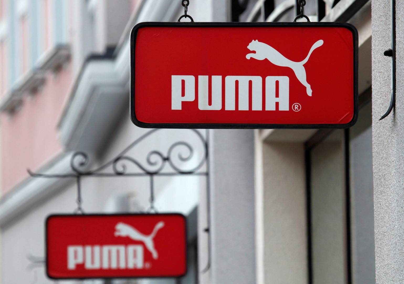 montar punto Fuera Puma se repliega en España: echa el cierre a su primer 'f...